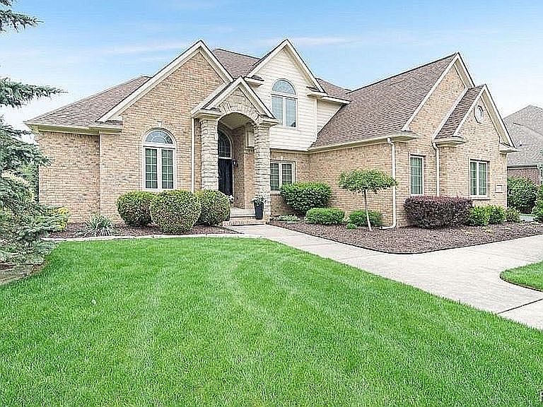 6035 Brookstone Ln Grand Blanc MI 48439 Zillow