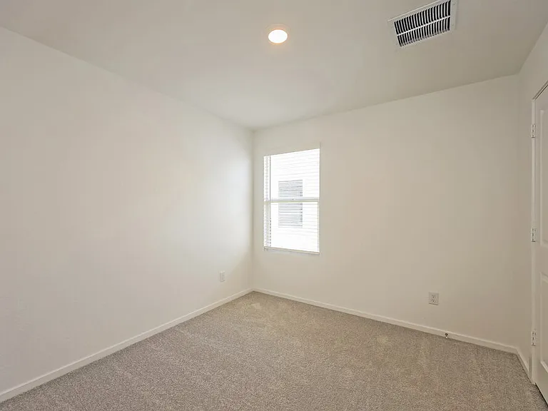425 Payton Pl — Photo 13