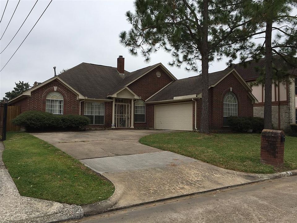 1st image of 3243 Ashfield Dr
