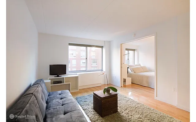 Rented by Douglas Elliman | media 21