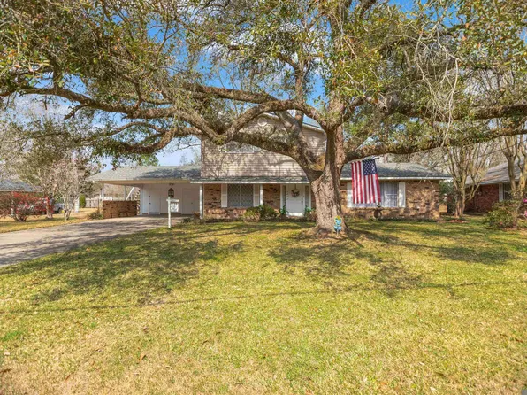 3803 Buffwood Dr, Baker, LA 70714