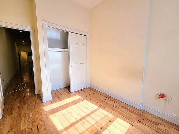 5th image of 527 E 83rd St #1X