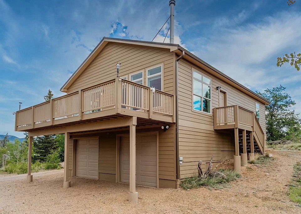 1st image of 990 Cumberland Drive