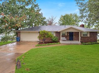 174 Ravenwood Ln, Lampe, MO 65681