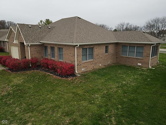 5th image of 4643 Kensington Way N