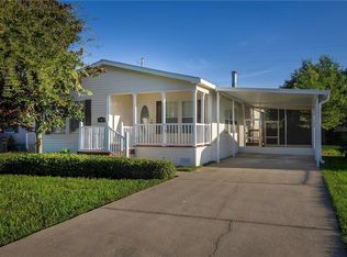 35139 Forest Lake Rd, Leesburg, FL 34788