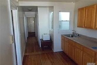 2nd image of 221-19 Jamaica Ave #2