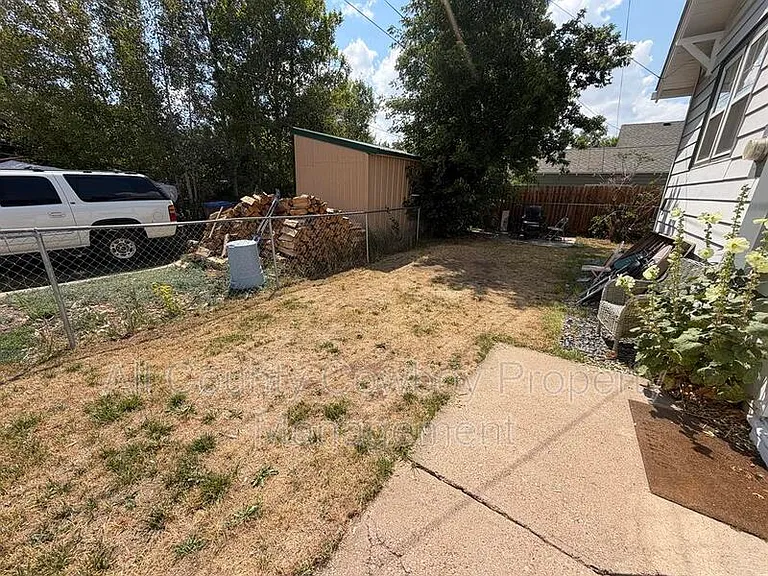 810 Gibbon St — Photo 12