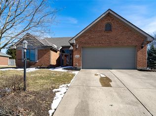 8808 Stonehill Ct, Springboro, OH 45066