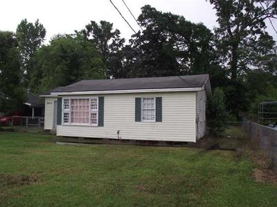 2415 Dauphin Island Pkwy, Mobile, AL, 36605