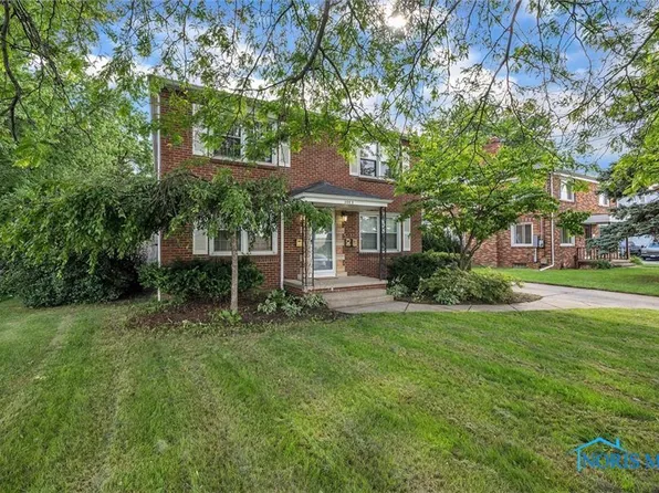 2049 Tremainsville Rd, Toledo, OH 43613