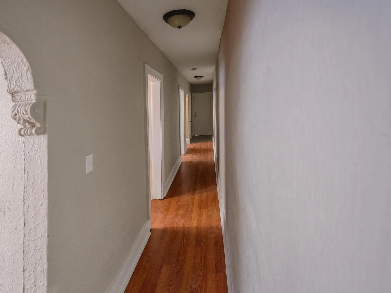 2 bed, 1000 sqft, $1,385 — Photo 4