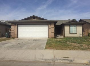 5600 McKee Rd, Bakersfield, CA 93313