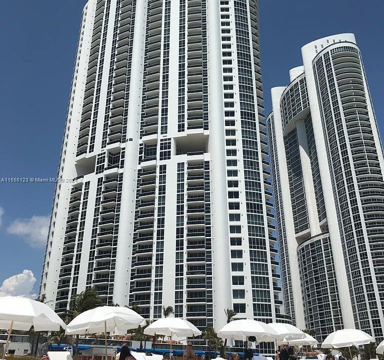 1st image of 18001 Collins Ave #1517