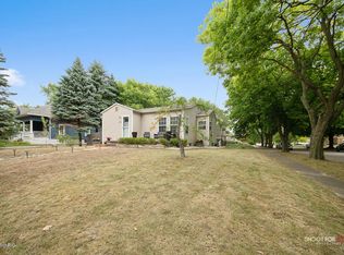 612 S Ferry St, Grand Haven, MI 49417