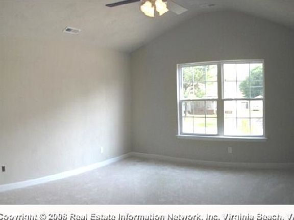 5th image of 1016 Rosemont Ave