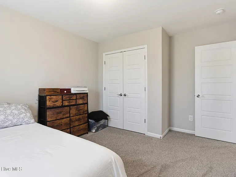 200 Grist Mill Dr — Photo 5