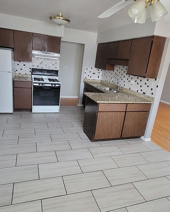1st image of 931-2 N Cora St #931-2N