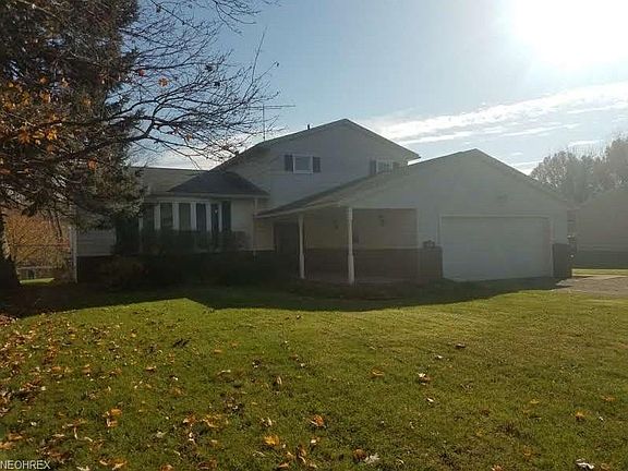 2nd image of 2544 Earl St