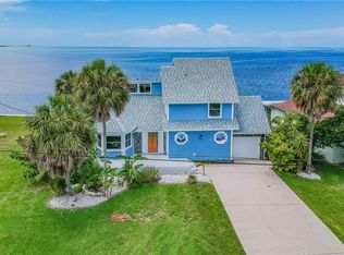 3200 Gulf Winds Cir, Hernando Beach, FL 34607