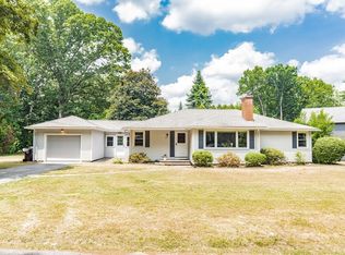 165 Ridgeview Ter, Westfield, MA 01085