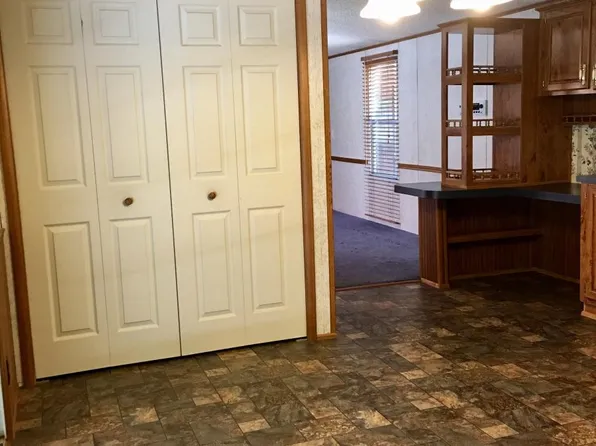 (undisclosed Address), Flat Rock, NC 28731