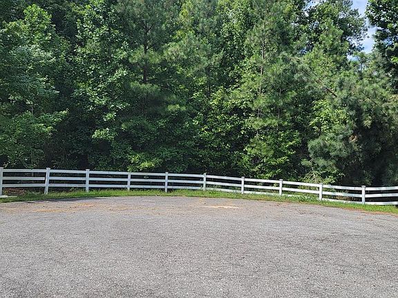 3rd image of 4044 Claiborne Plantation Way