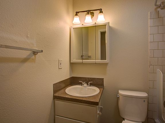 5th image of 17940-17966 SE Addie St #17960