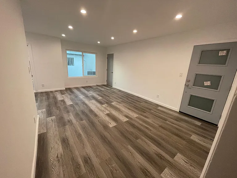 1953 Selby Ave #5 — Photo 11