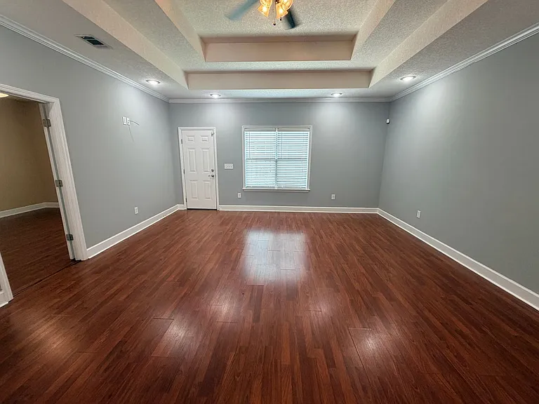 5079 Greyfield Pl N — Photo 3