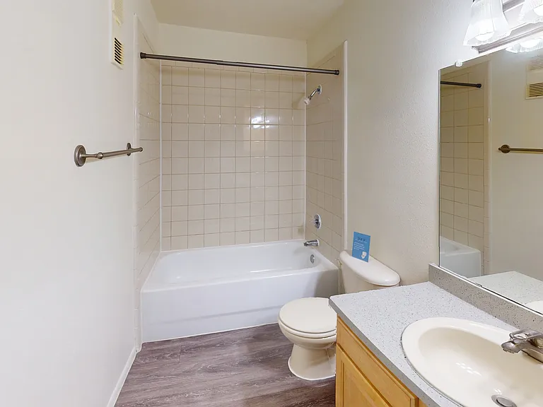 Lakewood Place — Photo 47