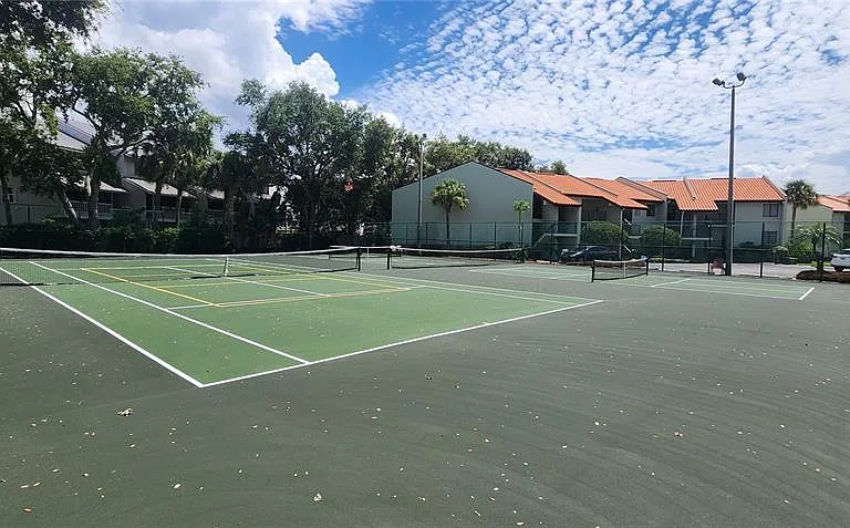 1515 Pinellas Bayway S #62 — Photo 60