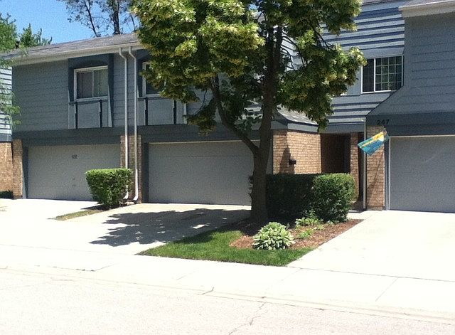 1st image of 245 S Lakeshore Ln