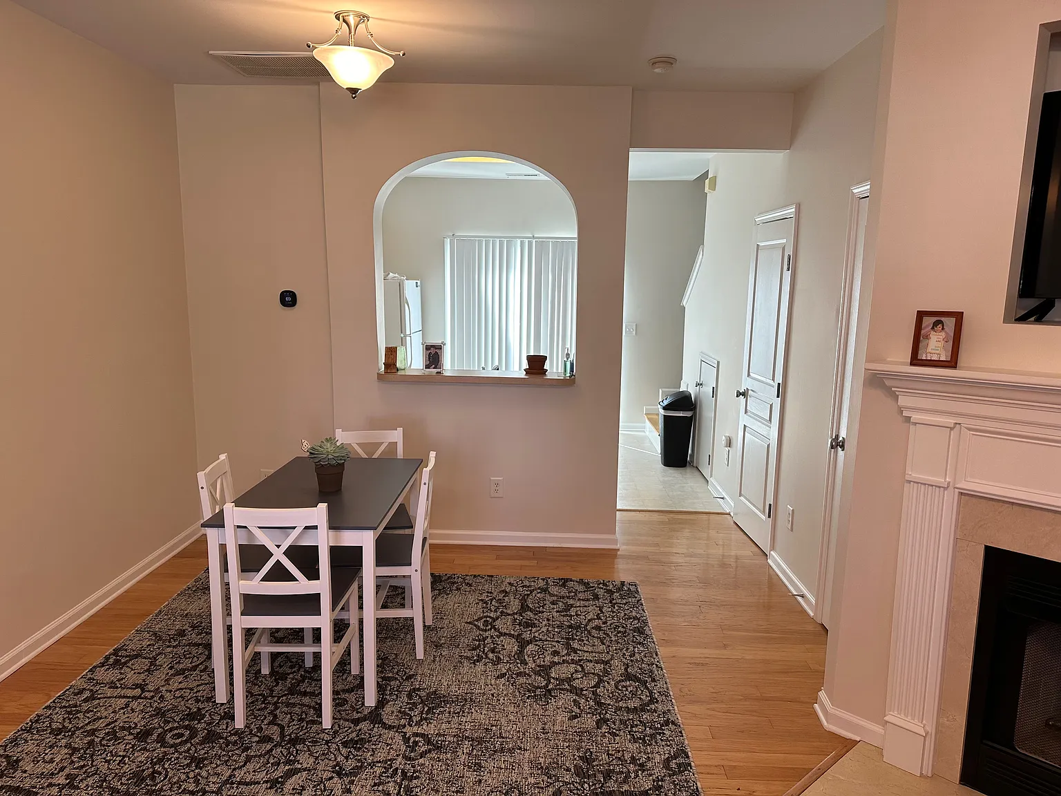 6 Cranbrook Ct — Photo 4