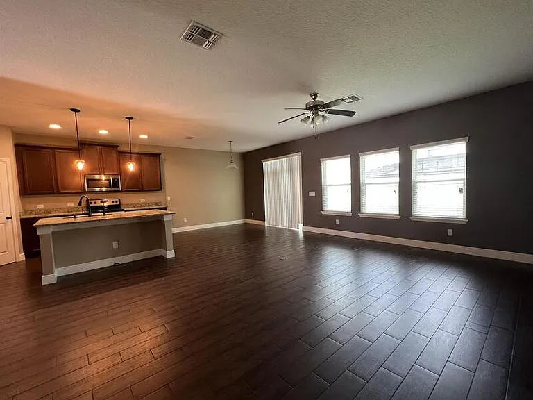 14036 Lonecreek Ave — Photo 4