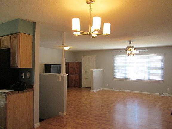3rd image of 840 N Brunswick Ave