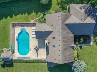 1802 Dovetail Point, Sycamore, IL 60178