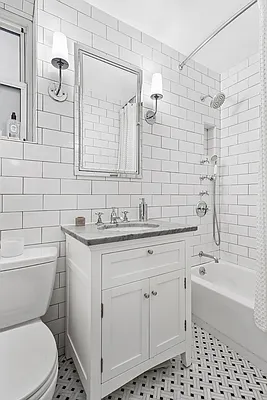 Sold by Compass | media 6