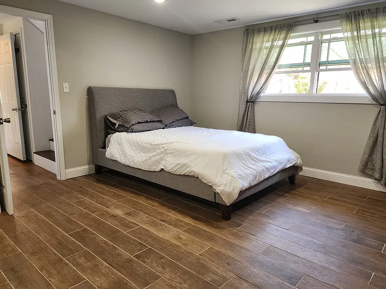 2302 Sherwood Dr — Photo 34
