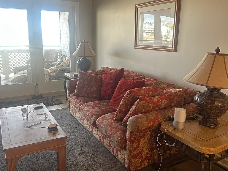 31 Ocean Ave — Photo 9
