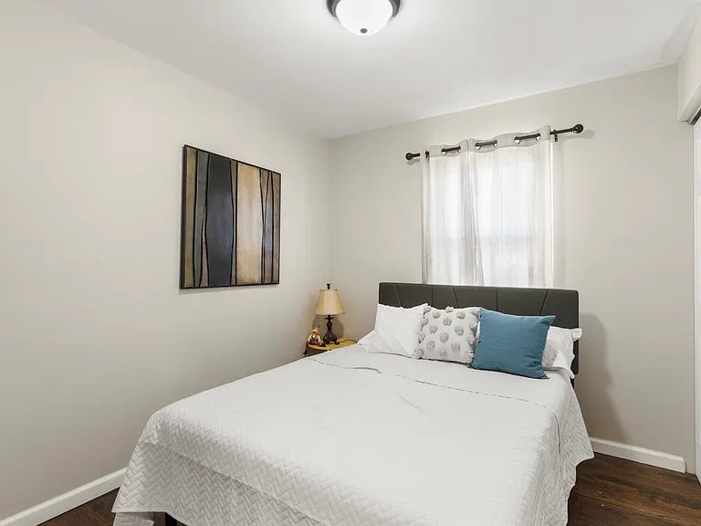 Summit Dr — Photo 17