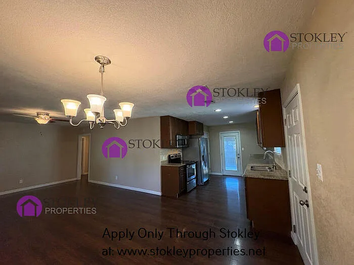 166 Lois Ct — Photo 5