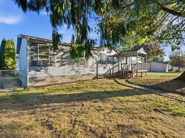 320 S 2nd Street, Toledo, WA 98591