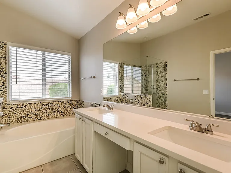 972 Trackers Glen Ave — Photo 11