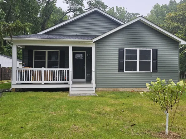 223 7th St, Colonial Beach, VA 22443