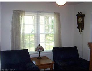 5th image of 140 King Henry Way