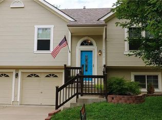 19612 E 10th St S, Independence, MO 64056