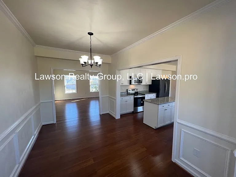 2080 Lawson Ln — Photo 10