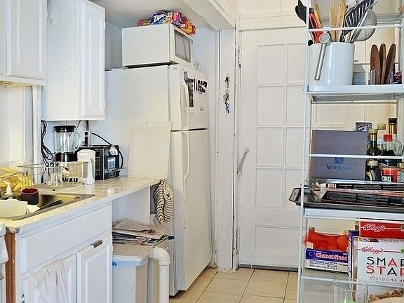 3rd image of 120 Montague St APT 4B