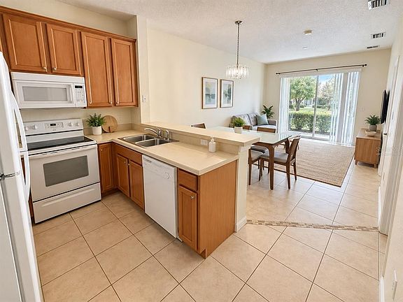 3rd image of 2113 WINTERSET DRIVE